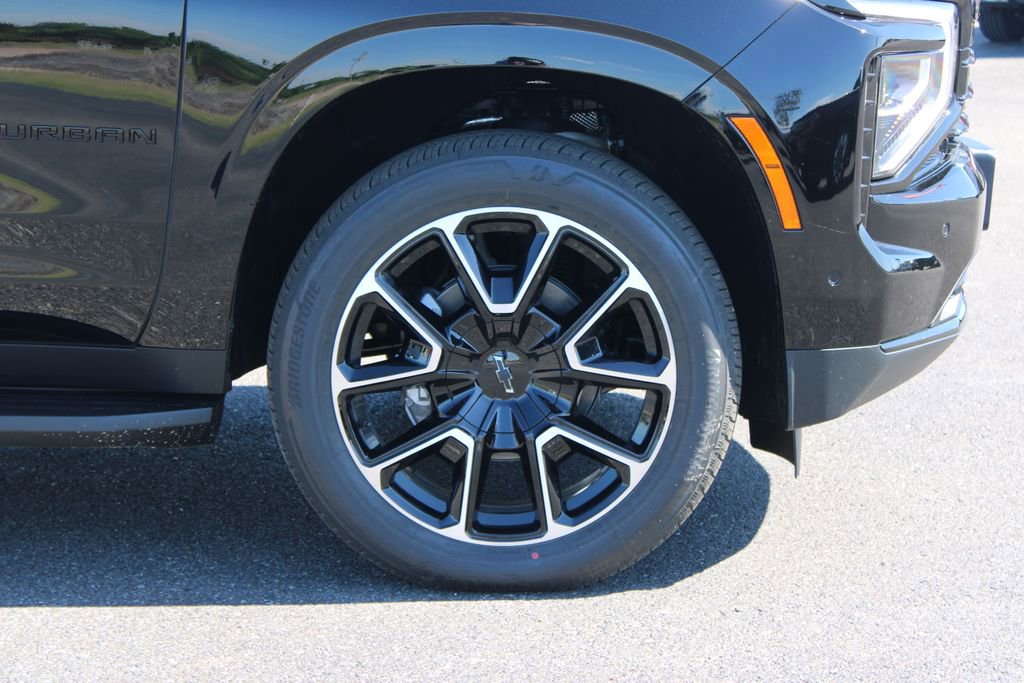 New 2026 Chevrolet Suburban RST AWD/4WD image 12