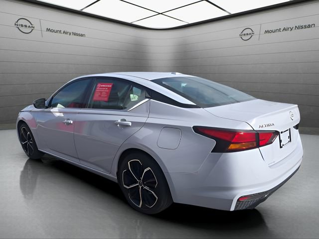 Certified 2024 Nissan Altima 2.5 SR image 6