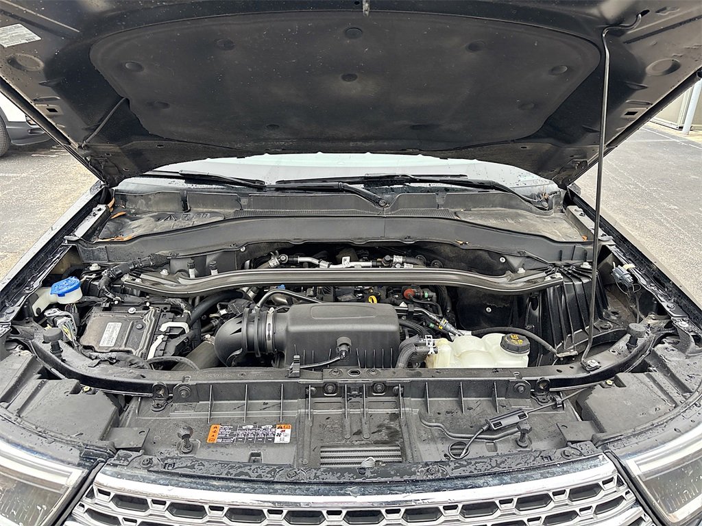 Used 2022 Ford Explorer Limited image 32