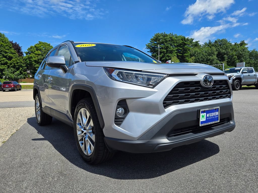 Used 2020 Toyota RAV4 XLE Premium AWD/4WD image 8