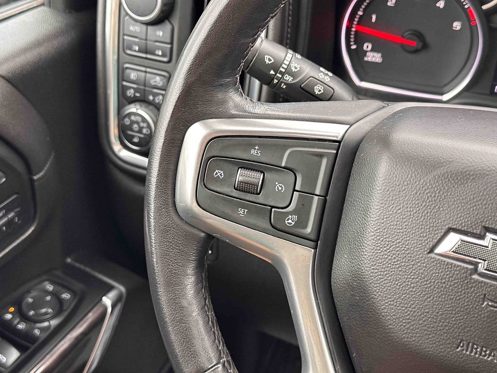 Used 2022 Chevrolet Silverado 2500 LTZ w/ LTZ Plus Package AWD/4WD image 32
