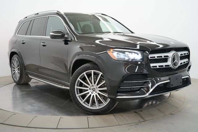 Used 2023 Mercedes-Benz GLS 450 4MATIC image 3