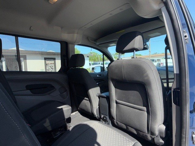 Used 2020 Ford Transit Connect XLT image 23