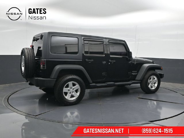 Used 2016 Jeep Wrangler Unlimited Sport w/ Quick Order Package 24S AWD/4WD image 2