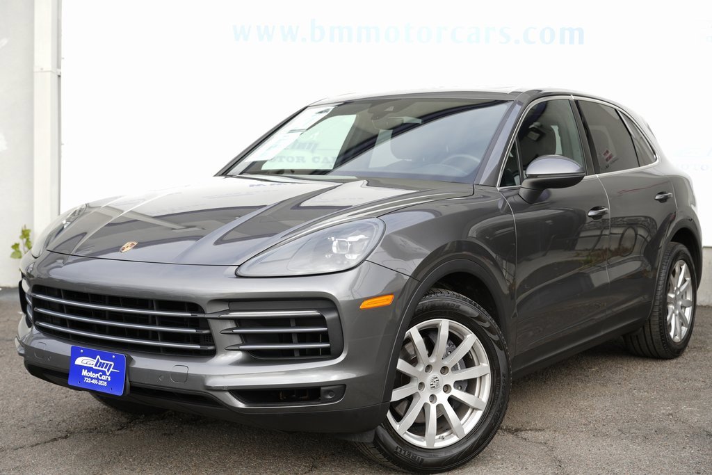 Used 2020 Porsche Cayenne image 2