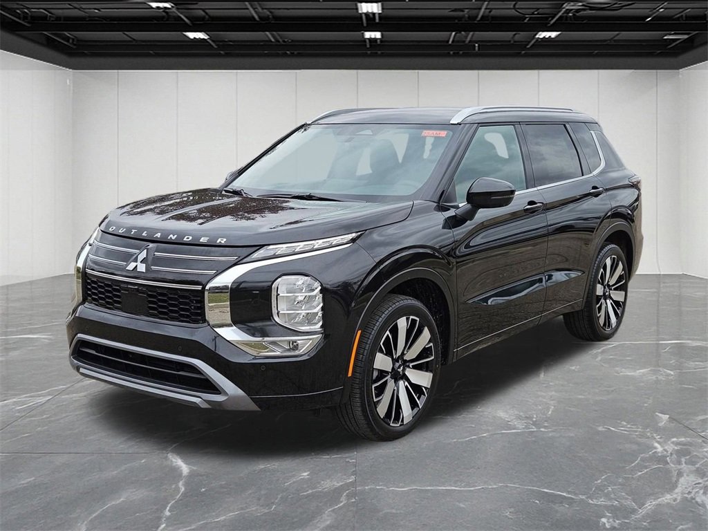 New 2025 Mitsubishi Outlander SEL