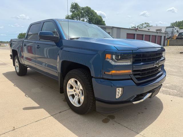 Used 2018 Chevrolet Silverado 1500 LT w/ All Star Edition AWD/4WD image 6
