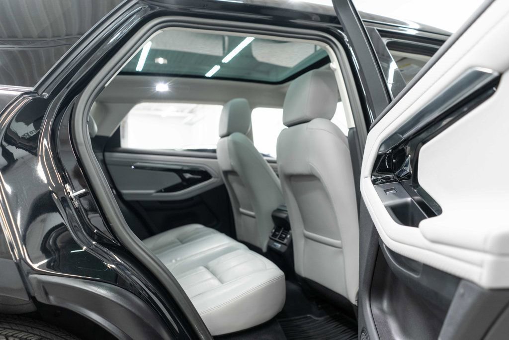 Used 2023 Land Rover Range Rover Evoque S image 13
