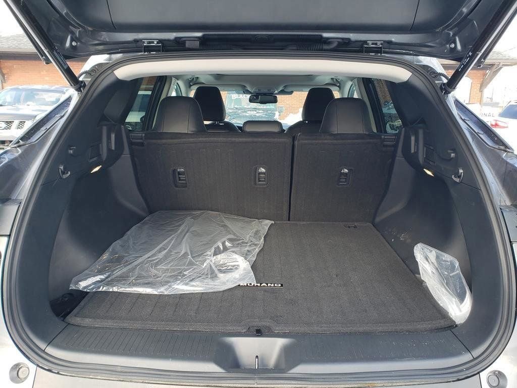 Certified 2025 Nissan Murano SL image 7