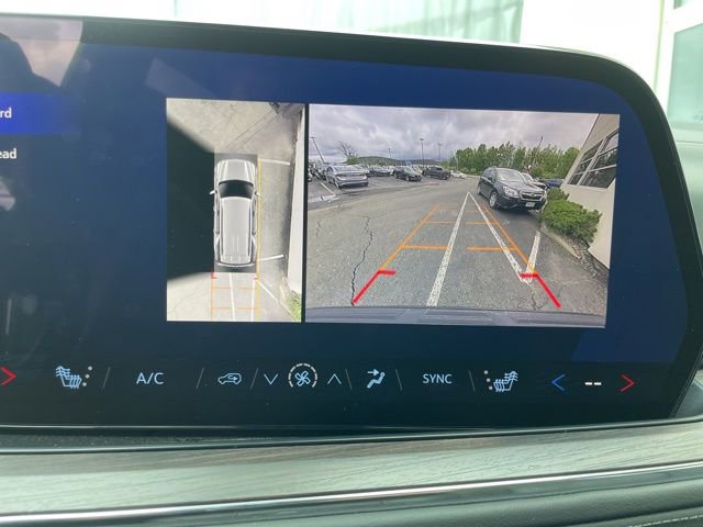 Used 2025 Chevrolet Tahoe LT AWD/4WD image 16