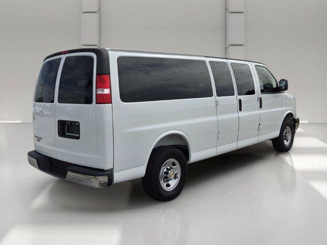 Certified 2025 Chevrolet Express 3500 LT w/ LT Preferred Equipment Group RWD image 5