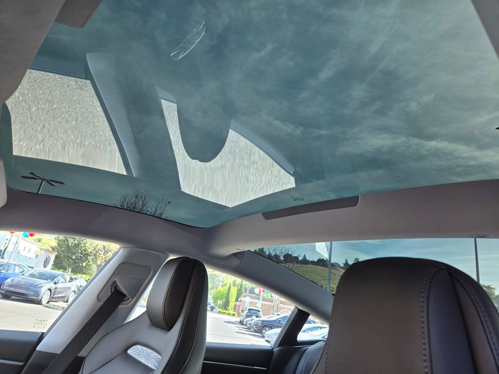 Used 2024 Tesla Model 3 Performance image 20