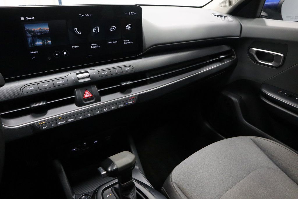 Used 2025 Kia K4 LXS image 28