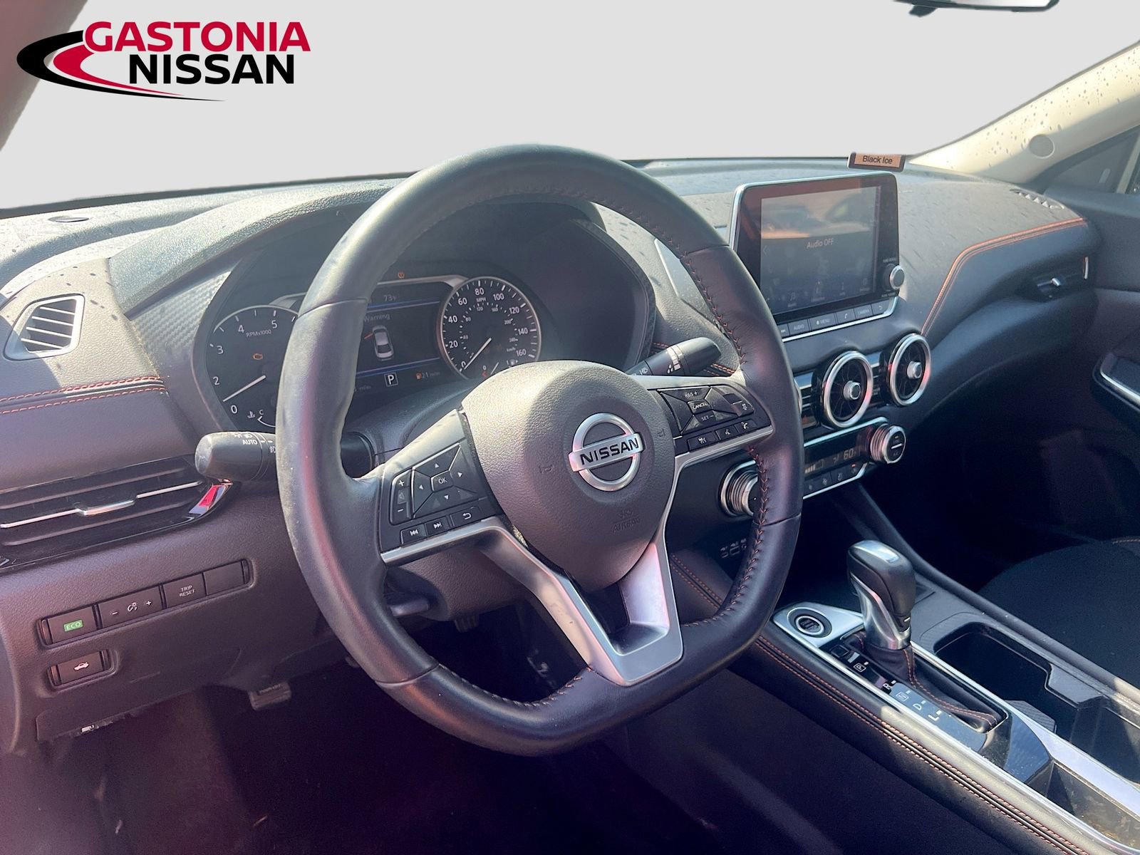 Used 2020 Nissan Sentra SR image 11