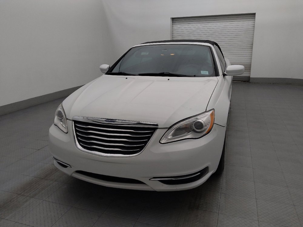 Used 2014 Chrysler 200 Touring image 15