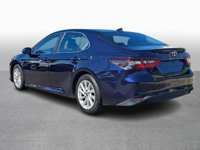 Used 2022 Toyota Camry LE FWD image 6