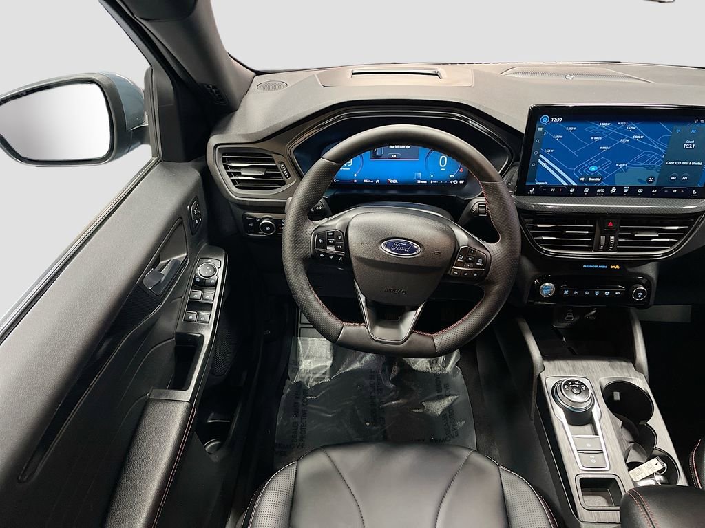 Used 2025 Ford Escape ST-Line Elite w/ Premium Technology Package image 23