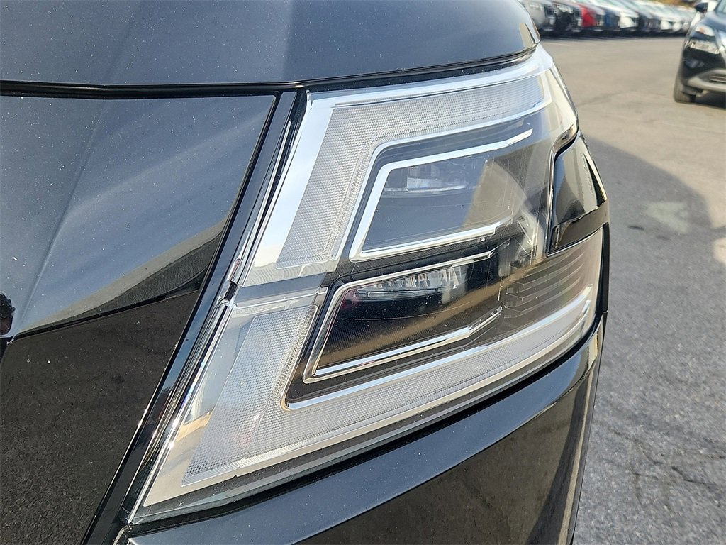 Used 2022 Nissan Armada SL w/ Midnight Edition Package image 9