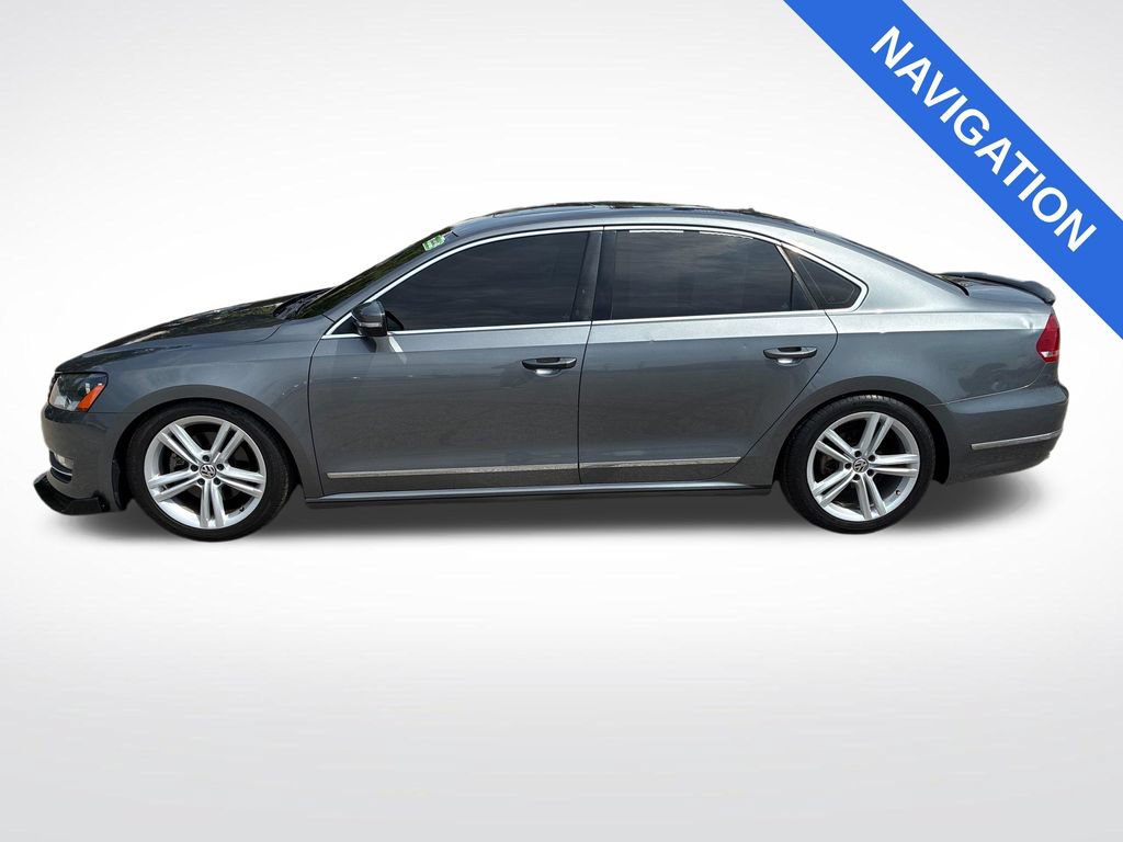Used 2015 Volkswagen Passat TDI SEL Premium FWD image 6