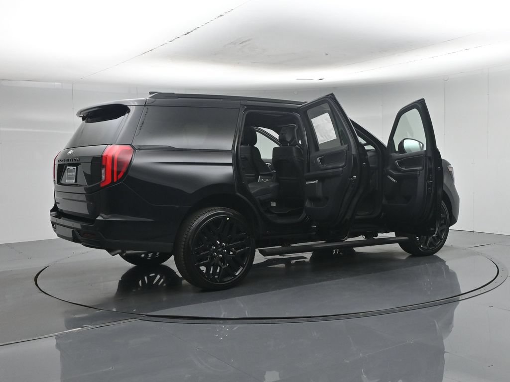 New 2027 Ford Expedition Platinum w/ Stealth Performance Package AWD/4WD image 5