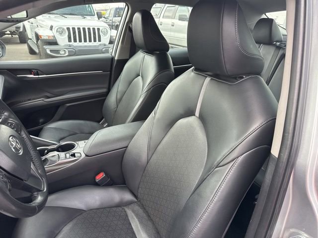 Used 2023 Toyota Camry XSE image 13
