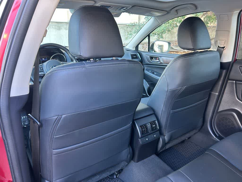 Used 2016 Subaru Outback 2.5i Limited AWD/4WD image 12