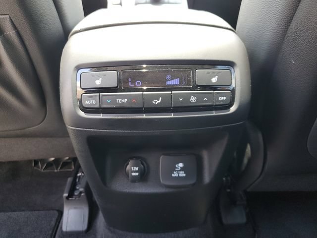 Used 2022 Hyundai Palisade SEL w/ Premium Package FWD image 12