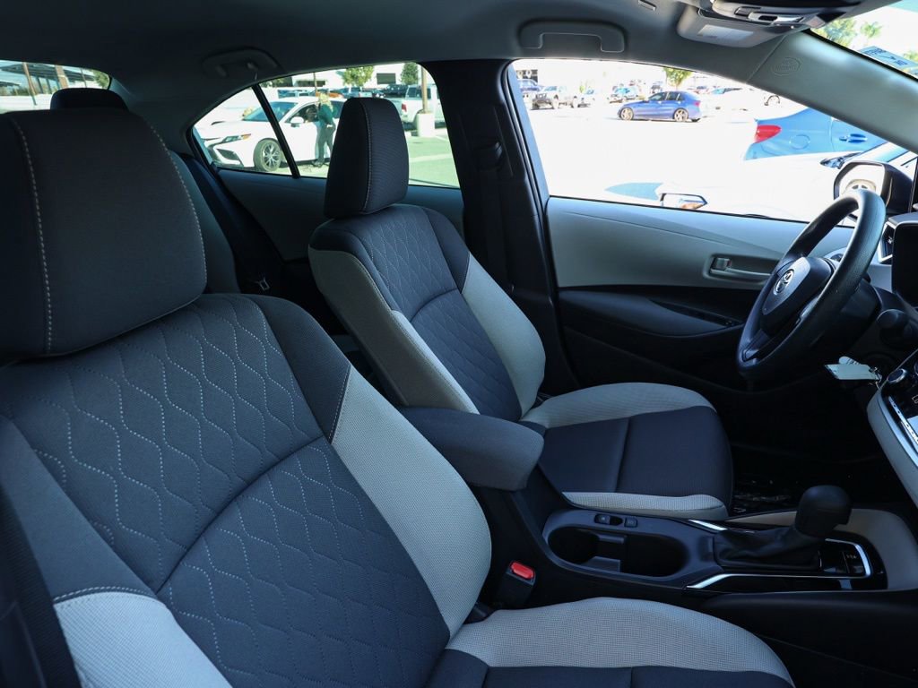 Used 2024 Toyota Corolla LE image 20