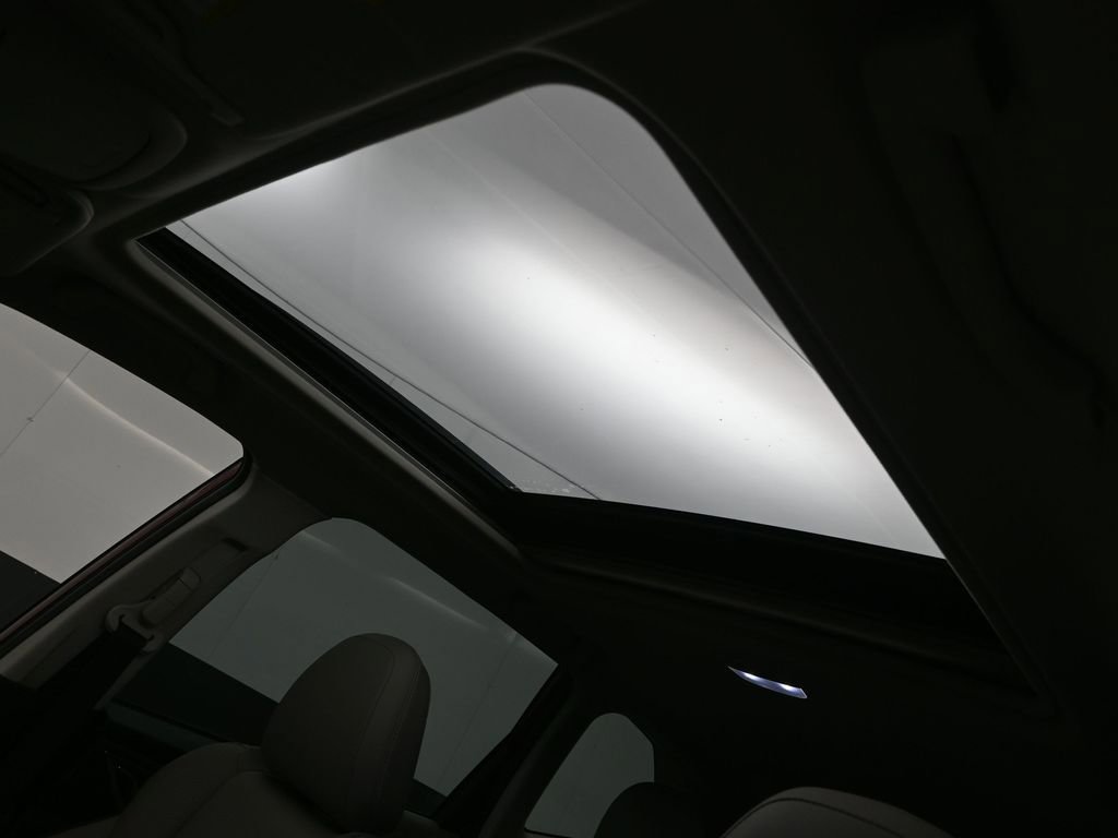 Used 2023 Subaru Forester Limited image 29