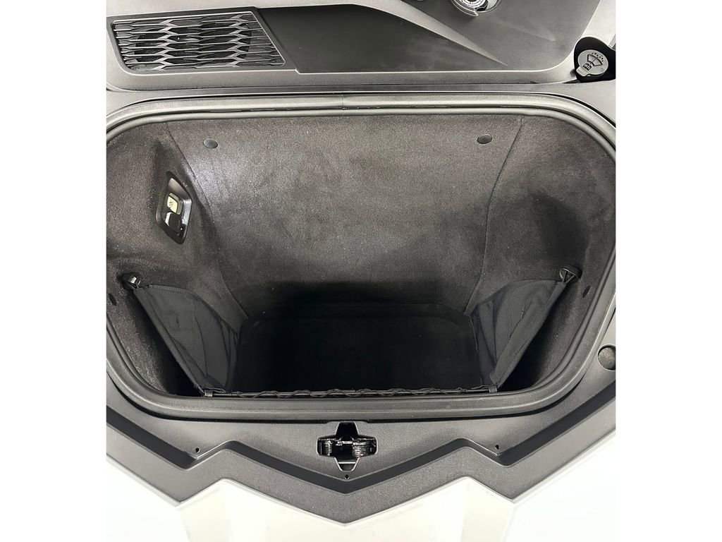 Used 2022 Chevrolet Corvette Stingray Preferred Cpe w/ Z51 Performance Package image 7