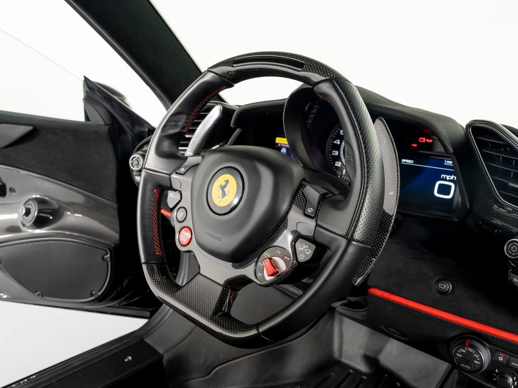 Used 2020 Ferrari 488 Pista Coupe RWD image 34