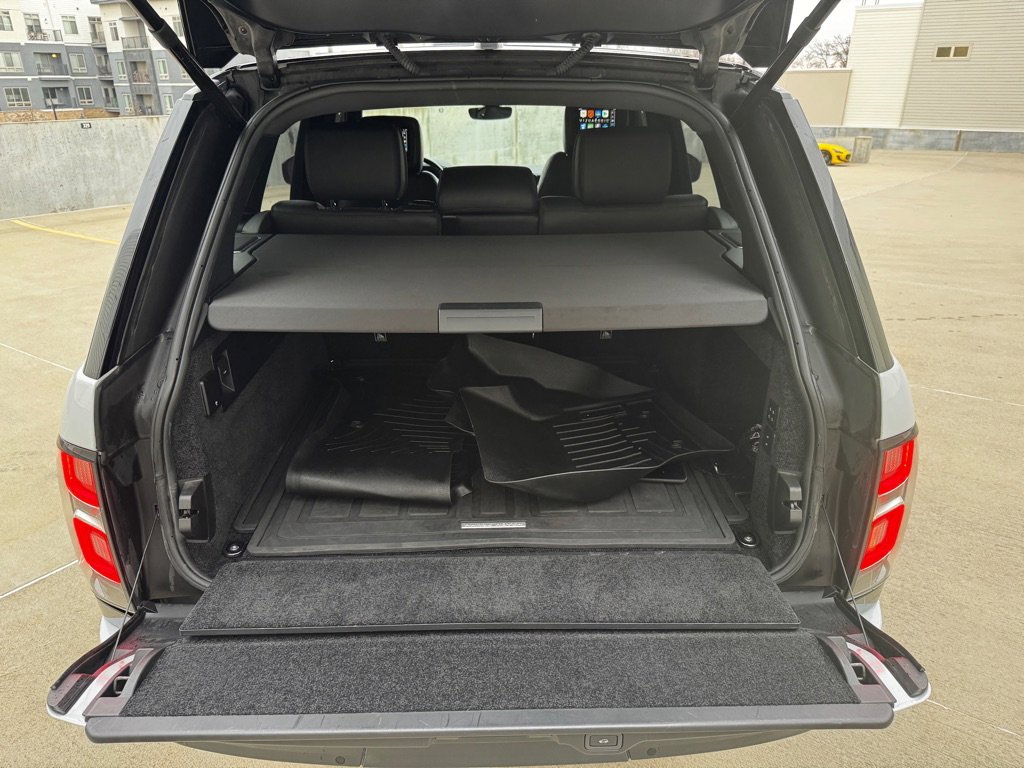 Used 2019 Land Rover Range Rover HSE image 20