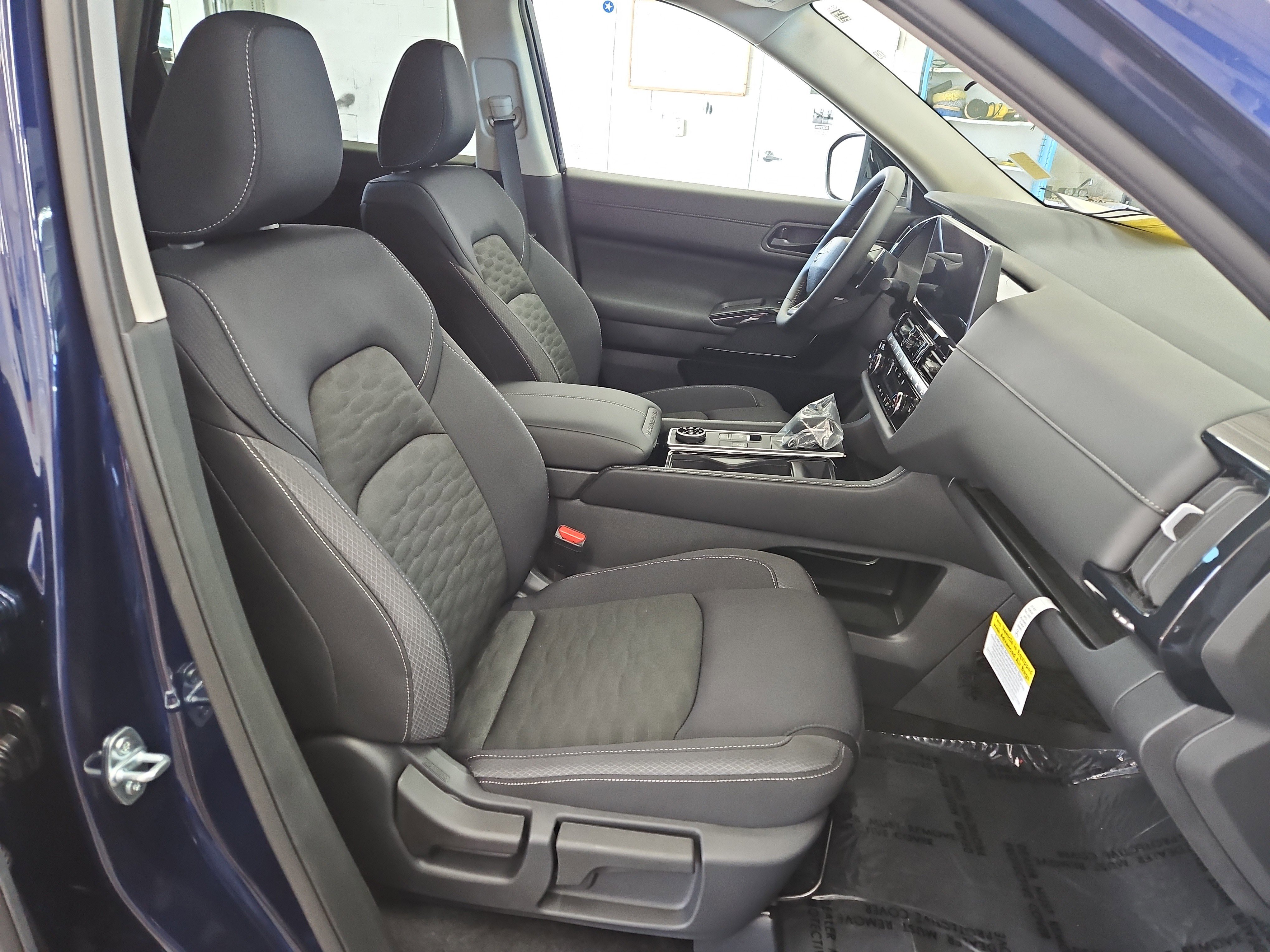 New 2026 Nissan Pathfinder SV AWD/4WD image 9