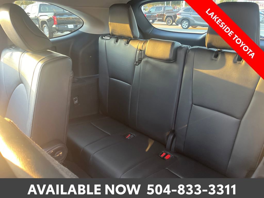 Certified 2025 Toyota Highlander Limited image 22