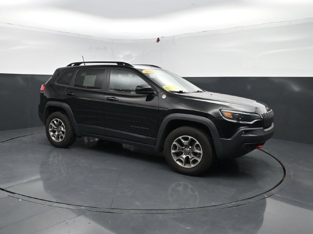 Used 2022 Jeep Cherokee Trailhawk AWD/4WD image 3
