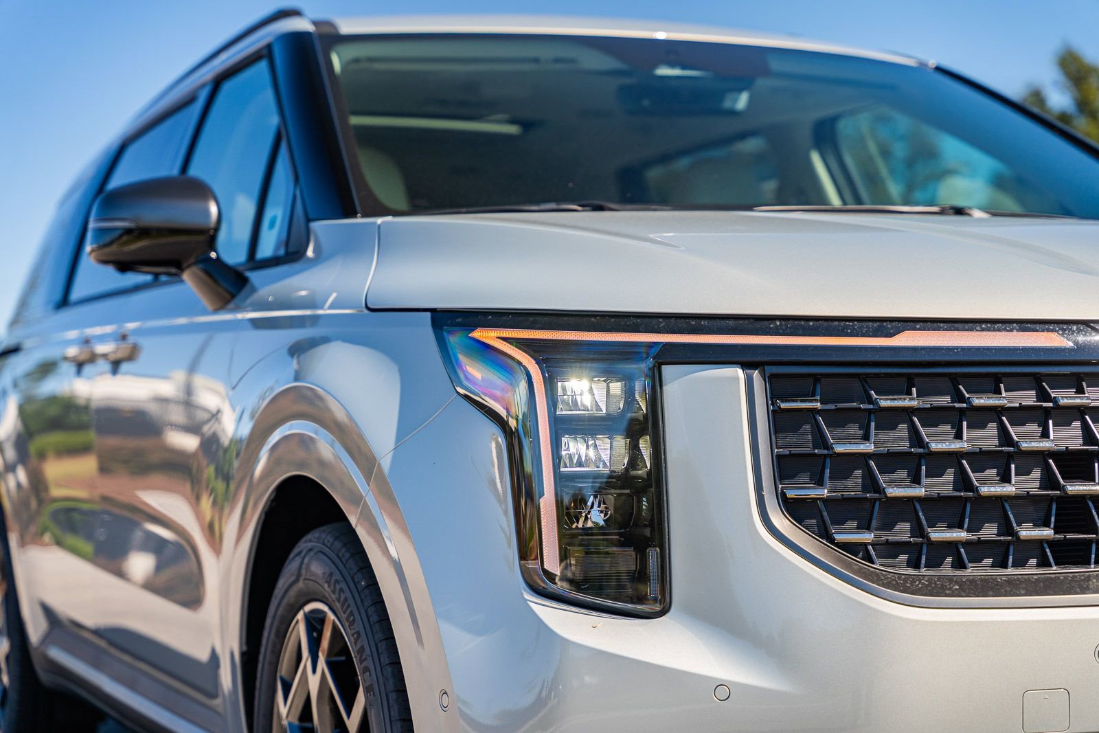 New 2026 Kia Carnival SX w/ SX Dark Edition Package image 6