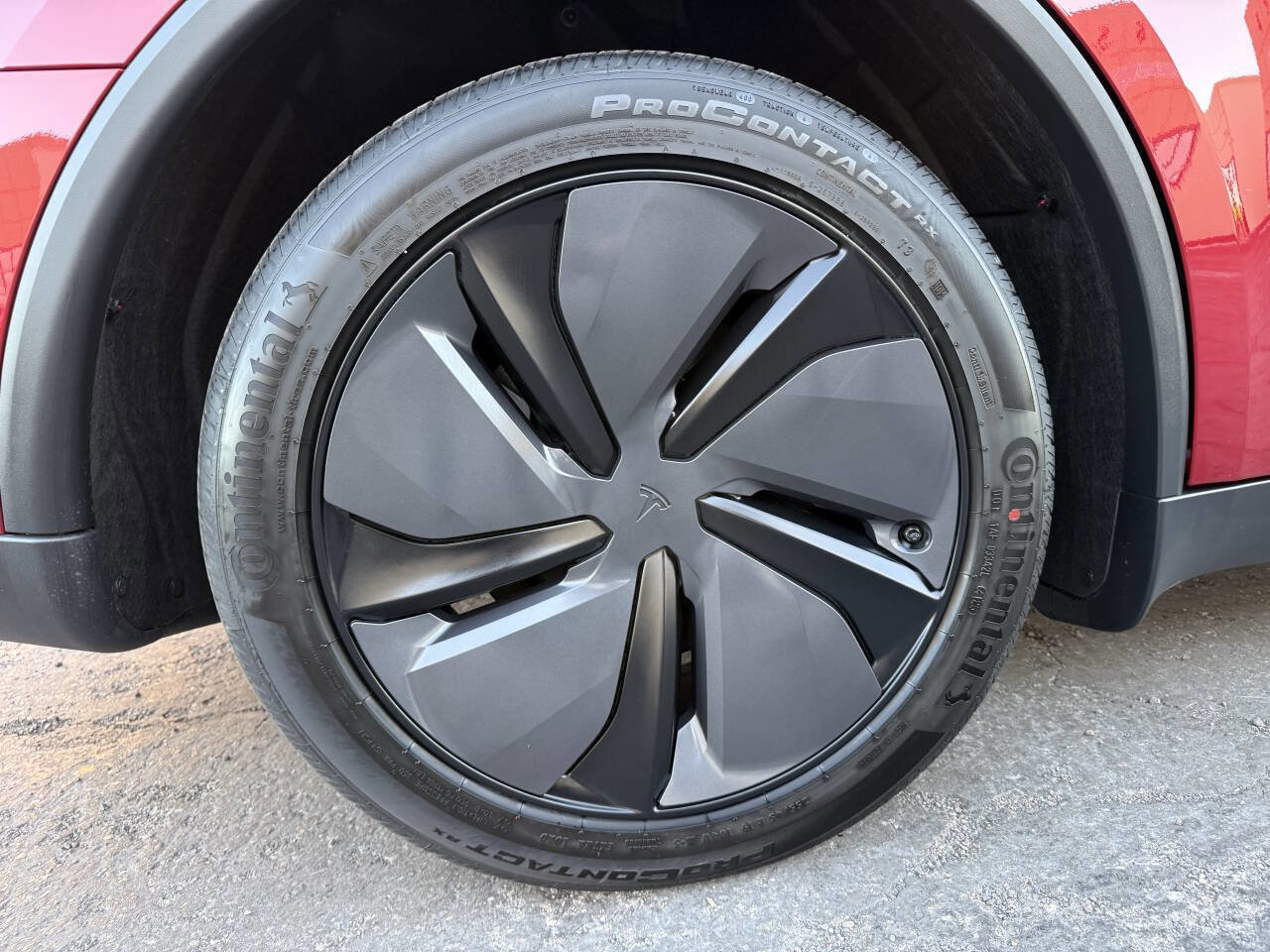 Used 2026 Tesla Model Y Long Range image 35