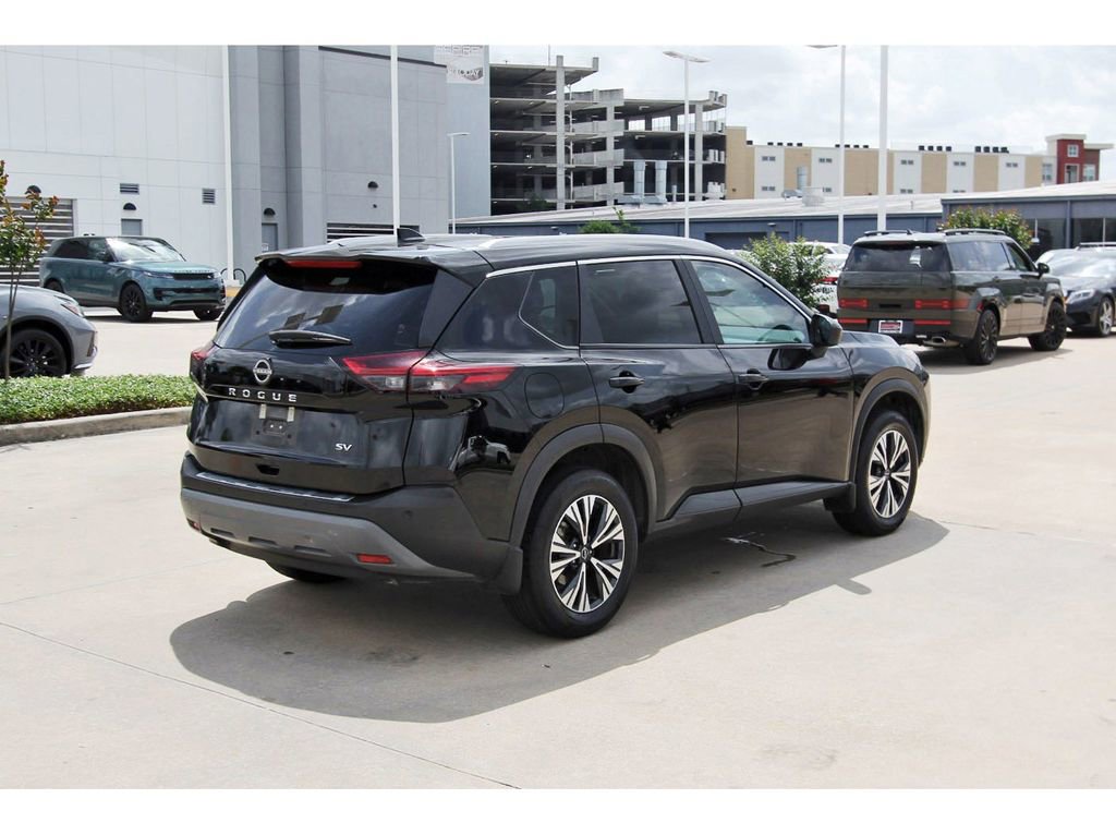 Used 2023 Nissan Rogue SV w/ SV Premium B Package image 6