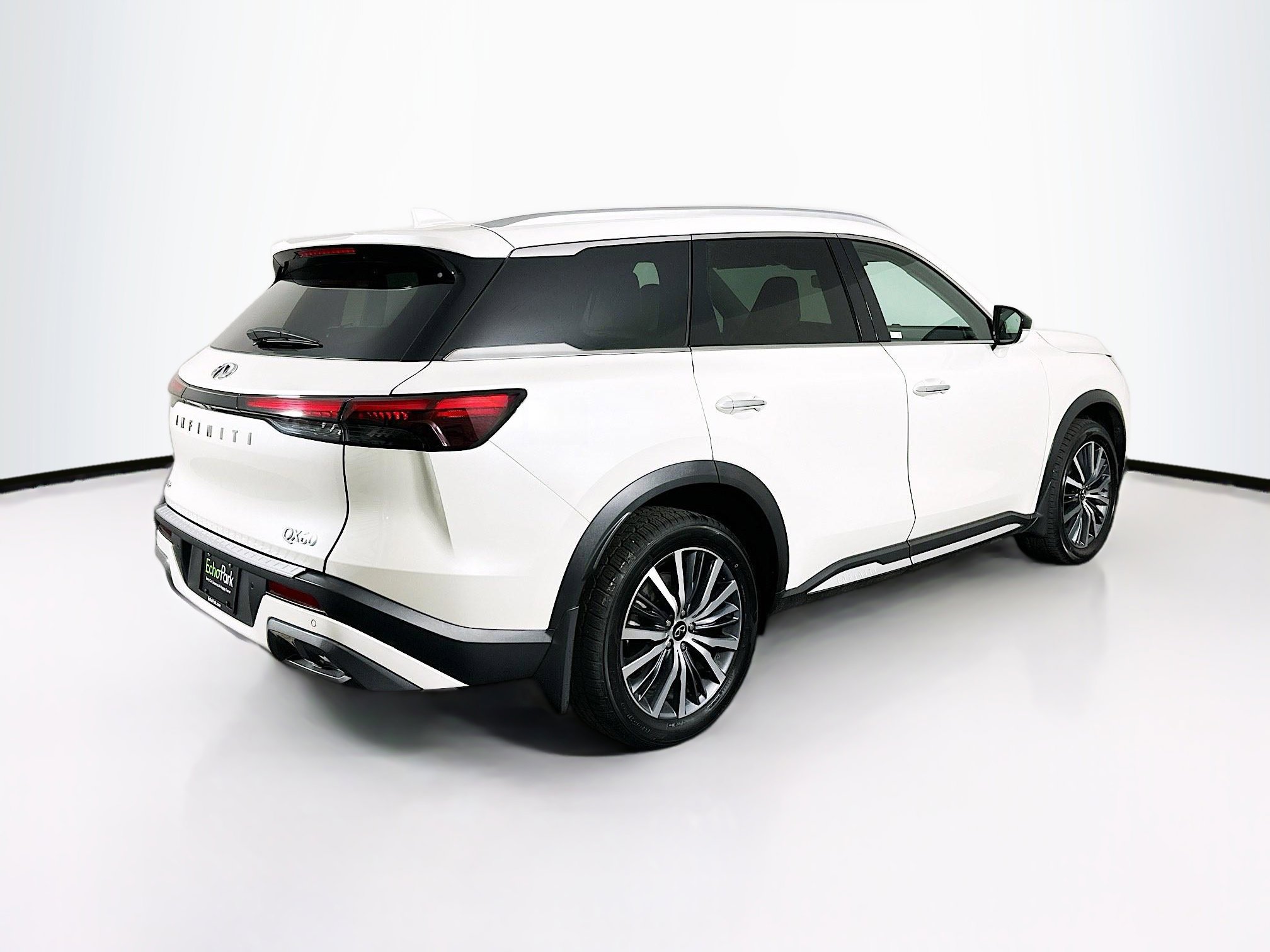 Used 2023 INFINITI QX60 Sensory w/ Vision Package image 9