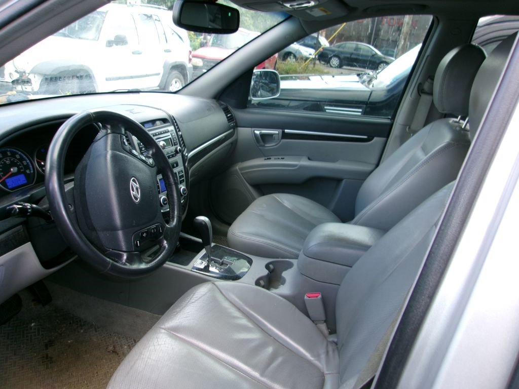 Used 2007 Hyundai Santa Fe SE image 6