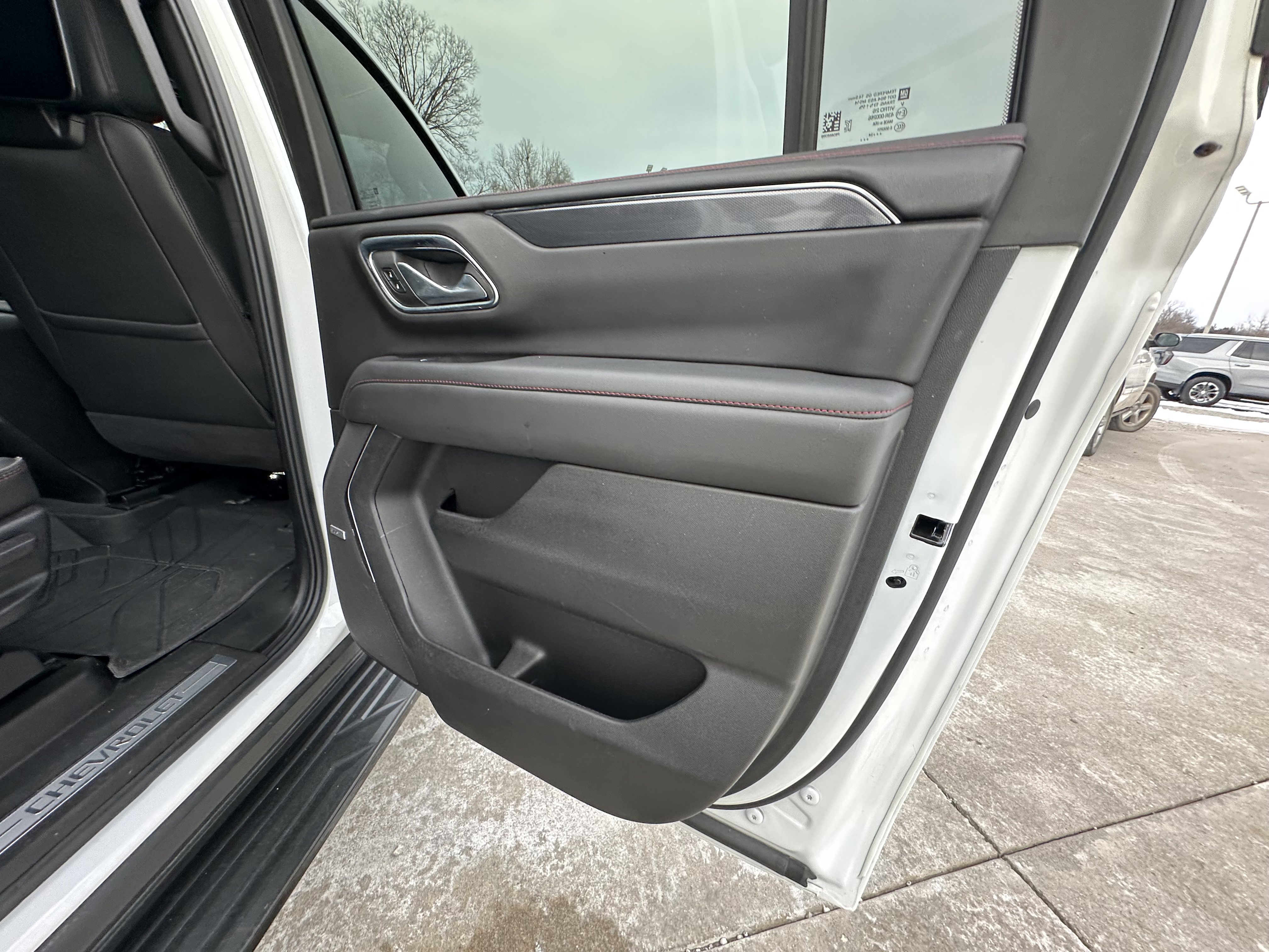 Certified 2024 Chevrolet Suburban RST w/ Luxury Package image 33