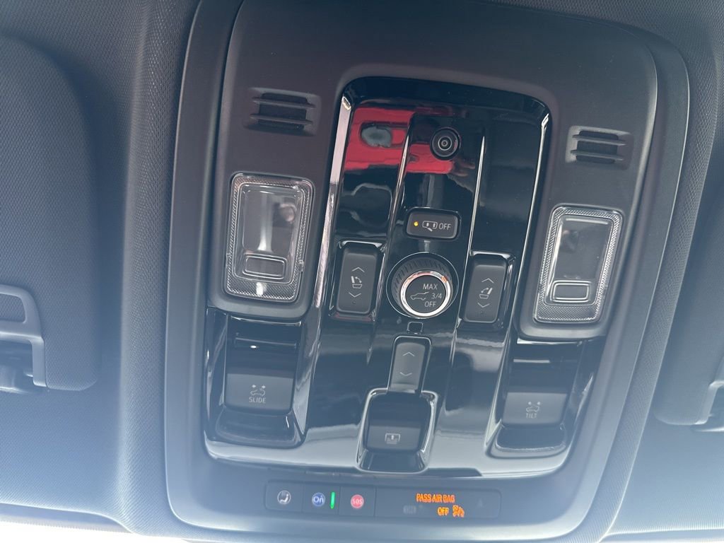 New 2026 Chevrolet Suburban Premier w/ Sun And Tow Package image 18