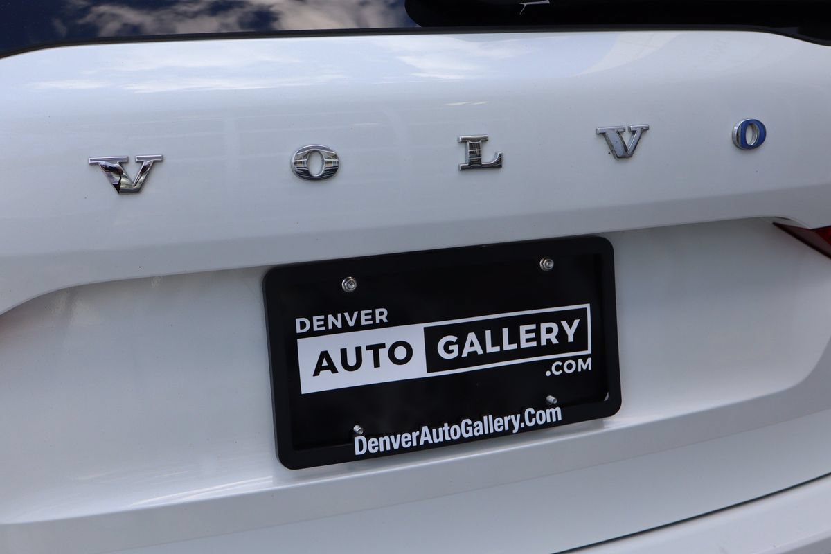 Used 2022 Volvo XC60 B5 Momentum AWD/4WD image 30