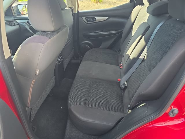 Used 2018 Nissan Rogue Sport S FWD image 17