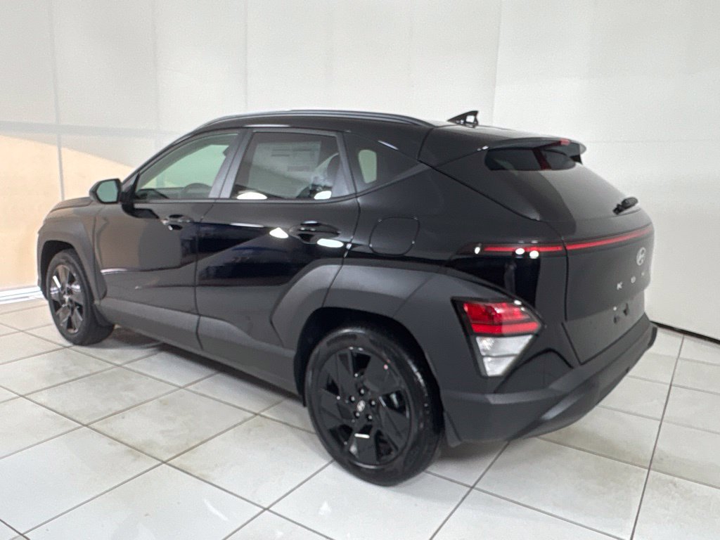 New 2027 Hyundai Kona SEL Sport FWD image 3