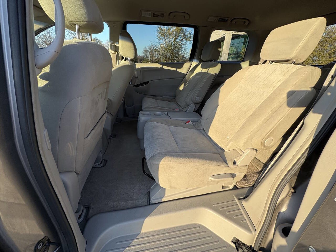 Used 2011 Nissan Quest SV image 21