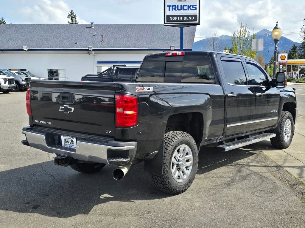 Used 2016 Chevrolet Silverado 2500 LTZ w/ Duramax Plus Package image 5