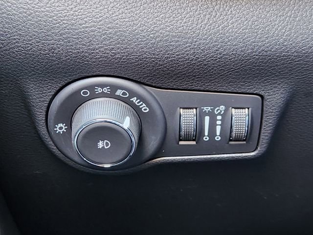 Certified 2026 Jeep Compass Latitude image 19