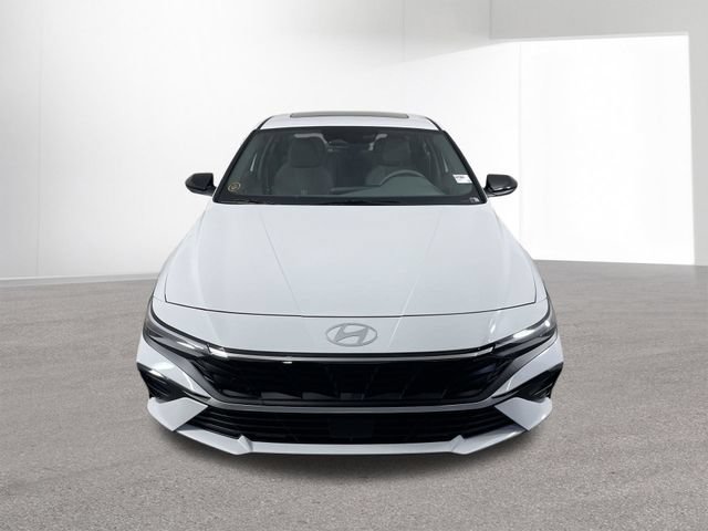 New 2026 Hyundai Elantra SEL Sport Premium FWD image 15