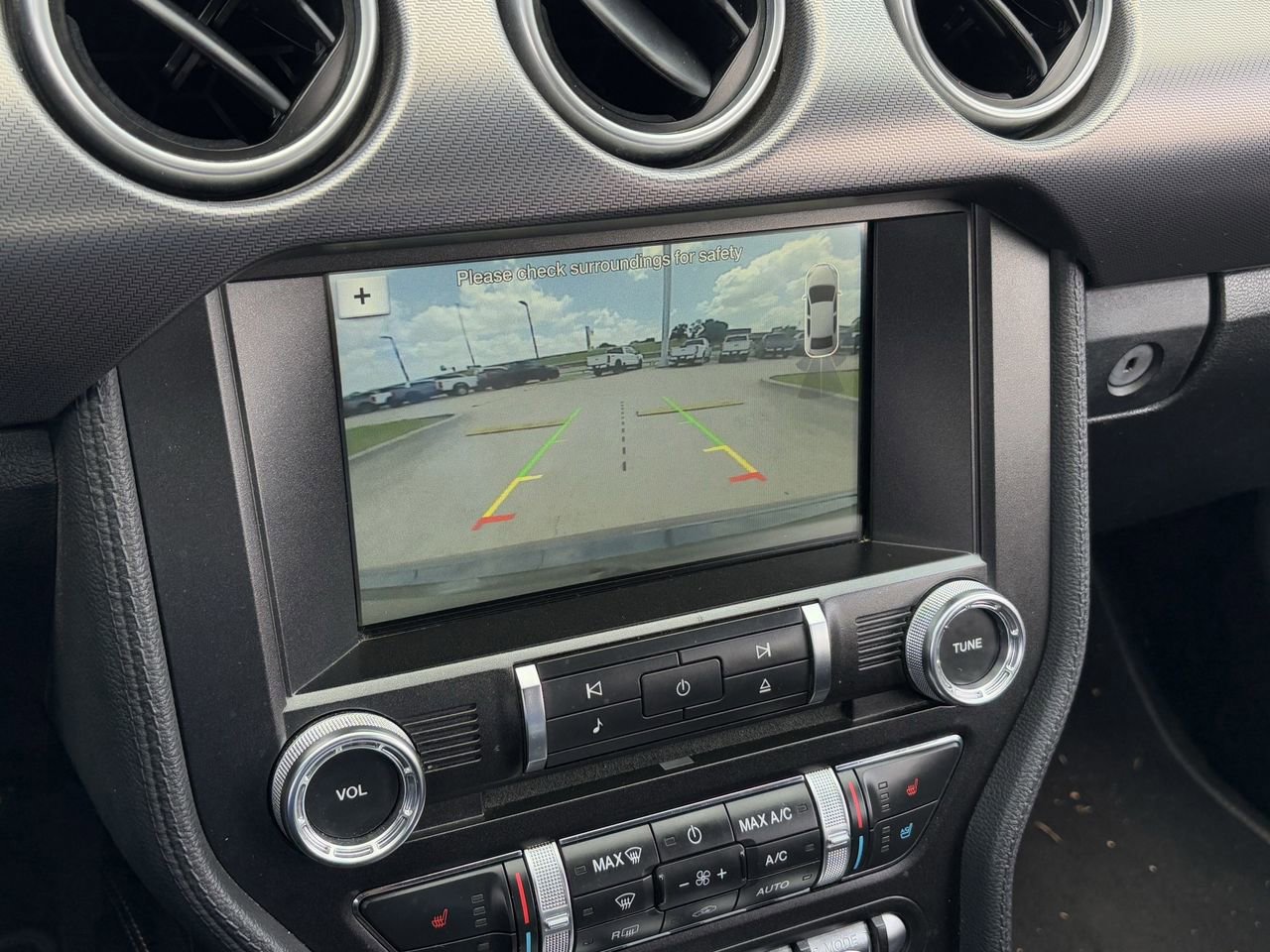 Used 2018 Ford Mustang Premium w/ Equipment Group 201A RWD image 21